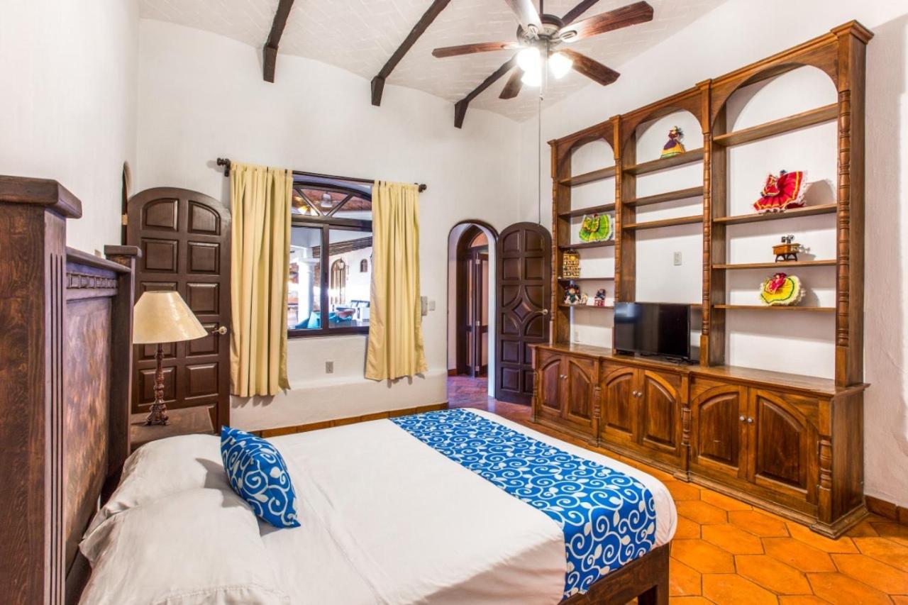 Caroline Bella Bed & Breakfast Ajijic Exterior photo